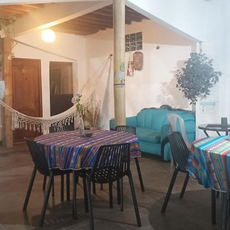Hostal Villa Brisa Ballenita Esterno foto