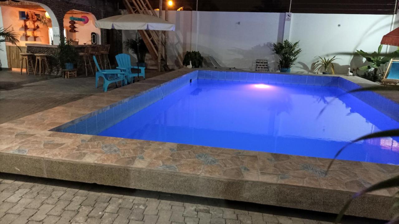 Hostal Villa Brisa Ballenita Esterno foto