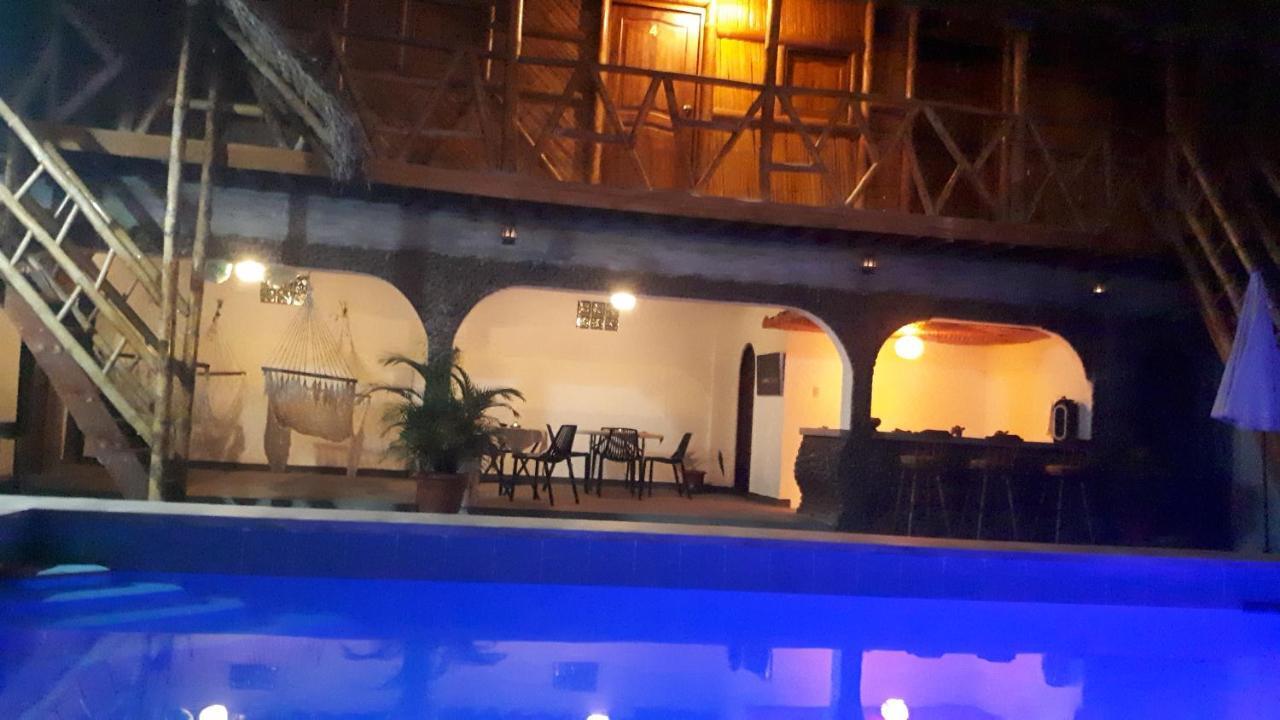 Hostal Villa Brisa Ballenita Esterno foto